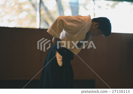 aikido, man's formal divided skirt, person 27138113