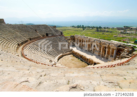 棉花堡的羅馬劇院 27140288