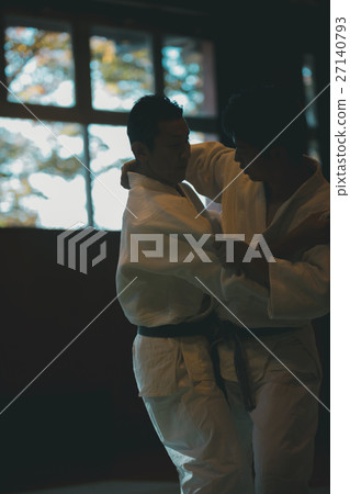 柔道 大腿內側 人 27140793