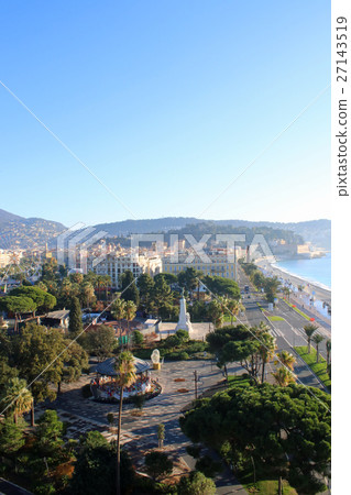 Massena square 27143519