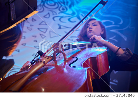 Violinist. 27145846