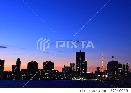 Twilight color falling down Tokyo Twilight color falling down Tokyo 27146669