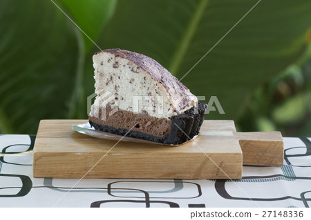 chocolate banana cake chocolate banana cake 27148336