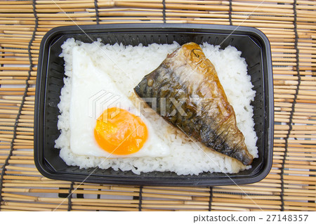 Rice Saba and fry egg Rice Saba and fry egg 27148357