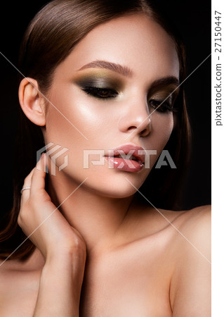 Beautyful girl with bright make up 27150447