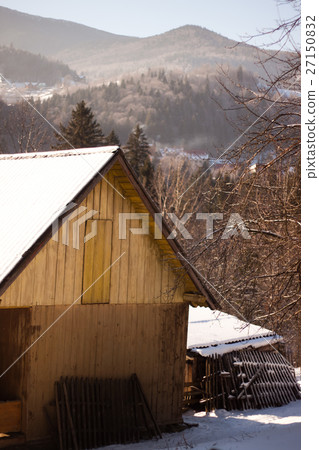 Winter scenery, cottage in the mountains Winter scenery, cottage in the mountains 27150832