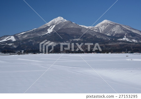 Bandai mountain in winter Bandai mountain in winter 27153295