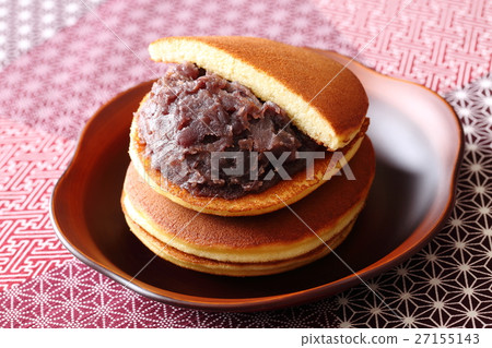 Dorayaki 27155143