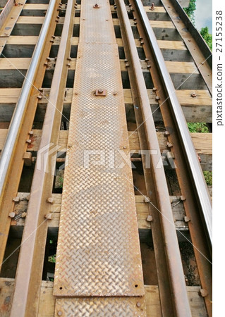 Tam Krase橋樑橋樑（Alhill橋樑橋樑）在北碧，泰國 27155238