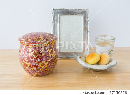 Hand-retelling home-donation mini-bone vase 27156258