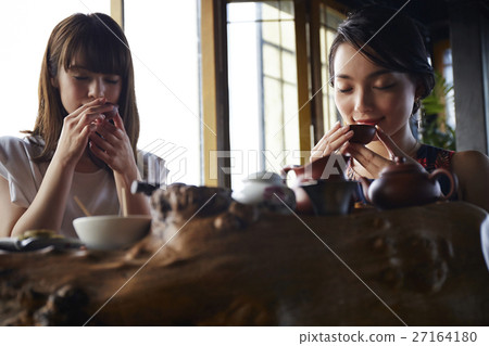 Taiwan women's journey 27164180