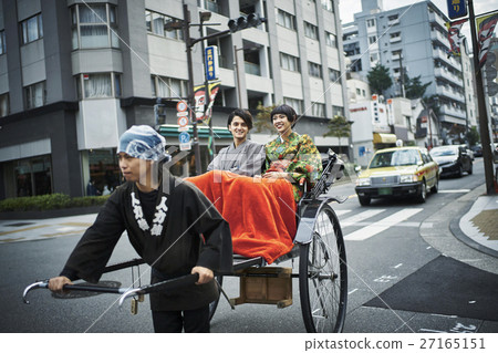 Tokyo sightseeing foreigners 27165151