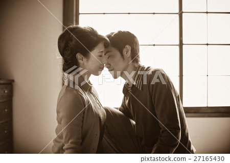 Showa image couple
Love Showa image couple
Love 27165430