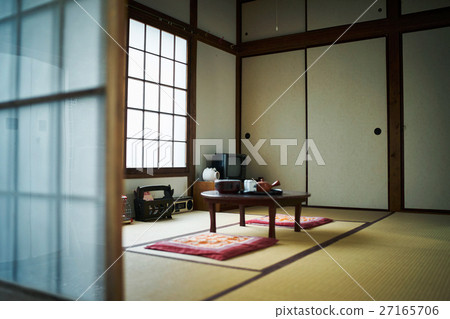 Ochanomizu 27165706