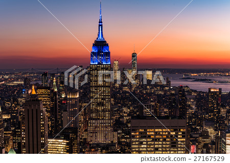 Night view of New York / Manhattan 27167529