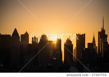 Dawn of New York / Manhattan Dawn of New York / Manhattan 27167559