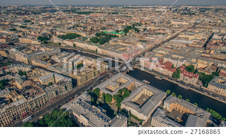 Aerial view of city center in St. Petersburg 27168865