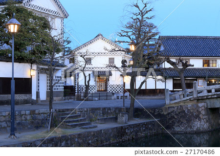 Kurashiki美麗的區在黃昏 Kurashiki美麗的區在黃昏 27170486