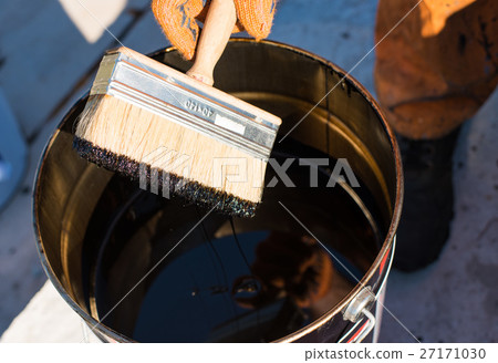 Tool for waterproofing 27171030