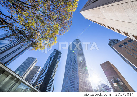 Shinjuku sky 27173814