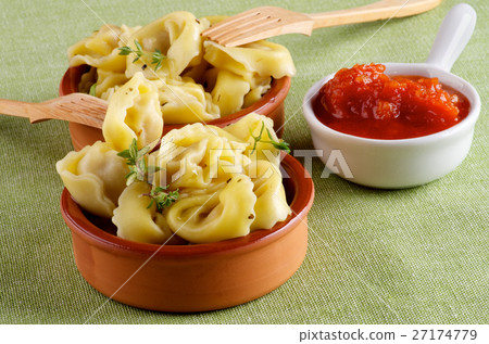 Delicious Meat Cappelletti 27174779