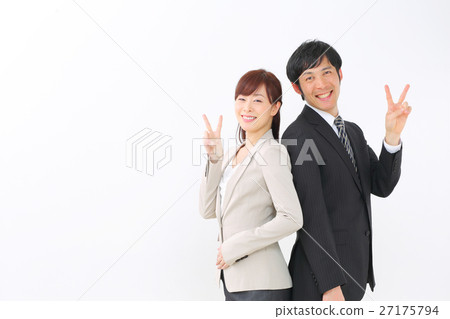 企業人中年男人和婦女 27175794