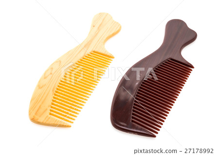 Hairbrush or comb Hairbrush or comb 27178992