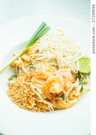 Fried noodles Fried noodles 27180698