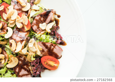Smoked duck salad Smoked duck salad 27182568