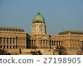 Hungarian royal palace in Budapest 27198905