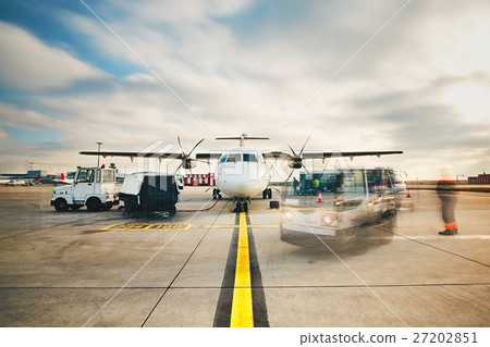 Preparation of the airplane 27202851