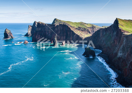 East coast of Madeira island ? Ponta de Sao Louren 27203388