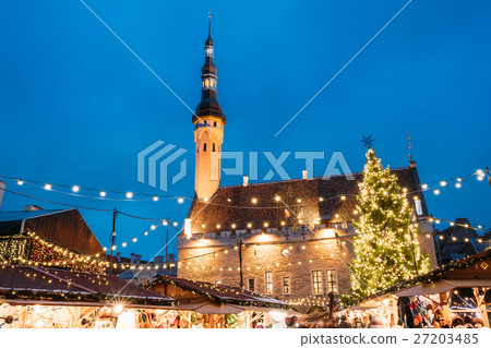 Christmas Market On Town Hall Square In Tallinn Christmas Market On Town Hall Square In Tallinn 27203485
