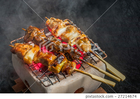 炭烤烤雞肉串烤雞肉串 27214674