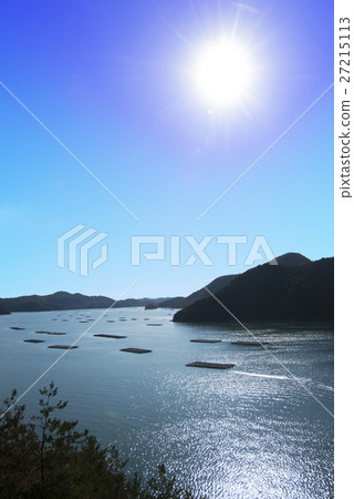 牡蠣漂流秋天雲彩瀨戶內海風景藍天 牡蠣漂流秋天雲彩瀨戶內海風景藍天 27215113