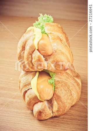 croissant croissant 27216641
