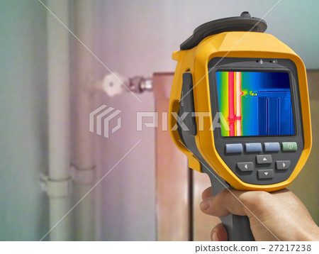 Recording Radiator Heater with Thermal Camera 27217238