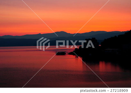 Night view of Hokkaido lake Lake Night view of Hokkaido lake Lake 27218909