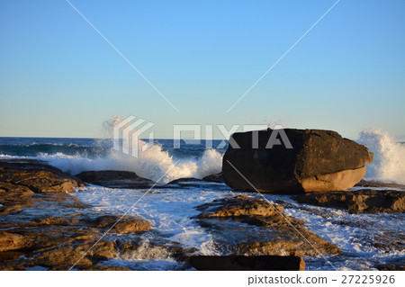 Rock of Sydney Bondi Beach 27225926
