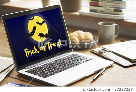 Halloween Trick Treat Spooky Creepy Pumpkin Concept 27227227