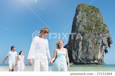 Couple Beach Cheerful Dating Destination Fun Concept Couple Beach Cheerful Dating Destination Fun Concept 27231904