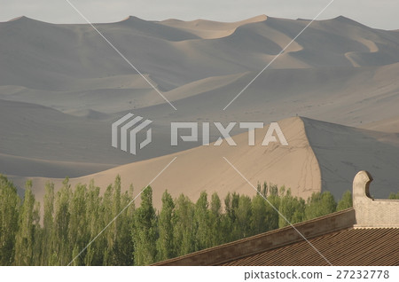 Dunhuang Mingsha mountain 27232778