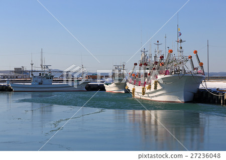 北海道厚岸町的漁港 北海道厚岸町的漁港 27236048