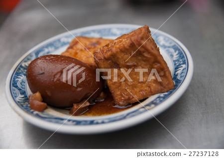 油豆腐滷蛋 27237128