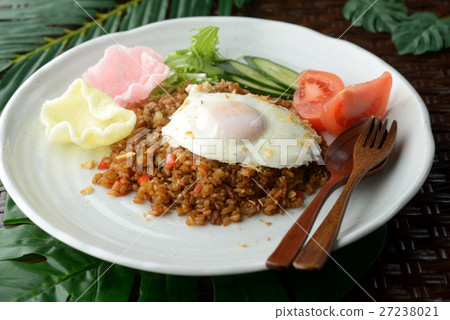 Nasi goreng Nasi goreng 27238021