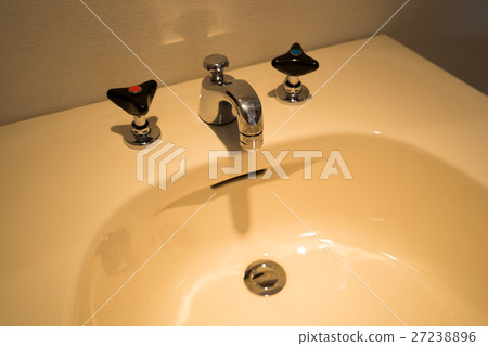 復古的水龍頭 27238896