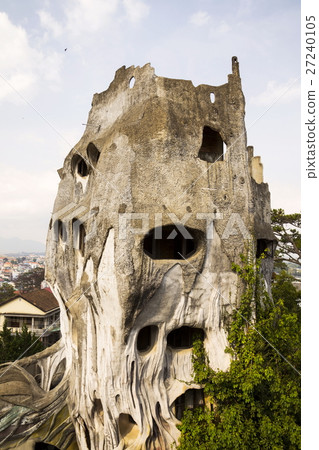 Bizarre Crazy house in Dalat, Vietnam Bizarre Crazy house in Dalat, Vietnam 27240105