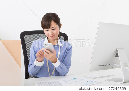 Business woman (smartphone) Business woman (smartphone) 27246869