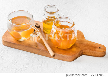 蜂蜜草本飲料蜂蜜和金桔熱飲 蜂蜜草本飲料蜂蜜和金桔熱飲 27247839