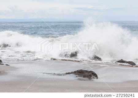 Waves crashing to rocks montezuma beach Waves crashing to rocks montezuma beach 27250241